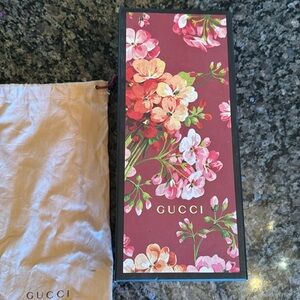 Gucci Floral Box with Dust Bags EUC